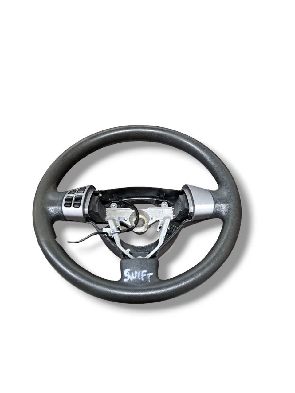Steering Wheel/Suzuki Swift Steering (2005 - 2014) COD:GS131 - 05610 - F&P CRASH SRLS - Used Spare Parts