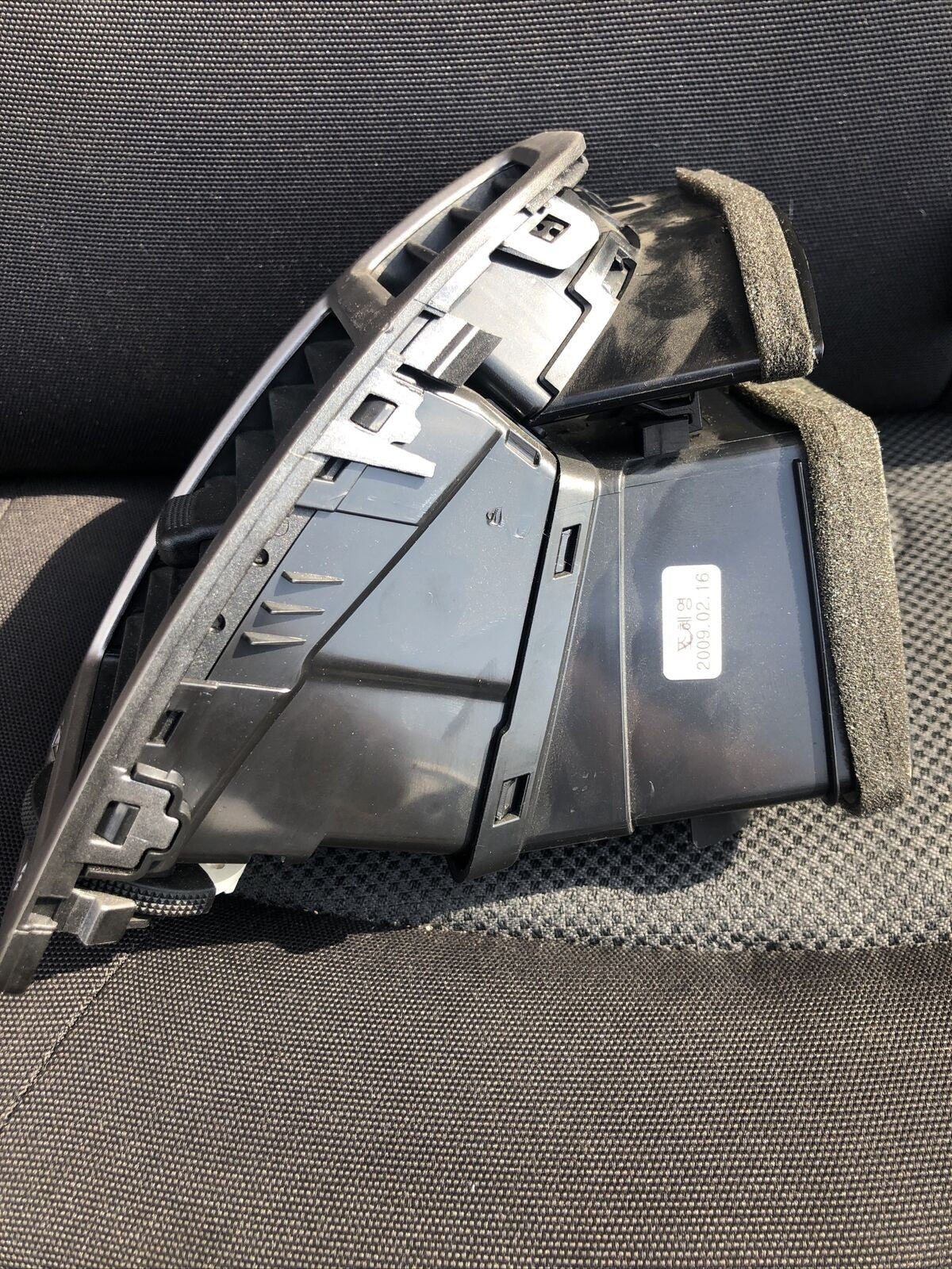 Bocchetta вентилация на лявата страна на лявата страна Hyundai I20 1.2 97460-1J000